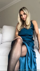 Half price only 10 available on my vip page misshazelmax