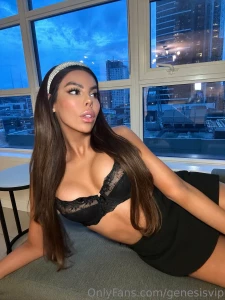 I m just out here being effortlessly cool