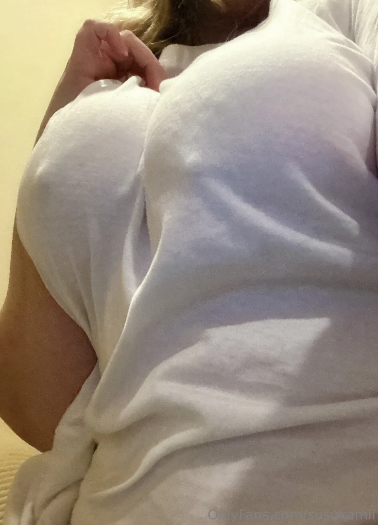 Mira como puedo lamer mis propios pechos part 2 