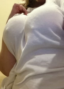 Mira como puedo lamer mis propios pechos part 2