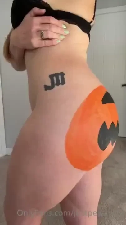 Pumpkin painting fun if you want to see the back like this post and i 