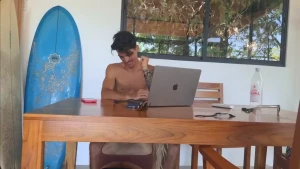 How can i get any work done with this kind of distraction