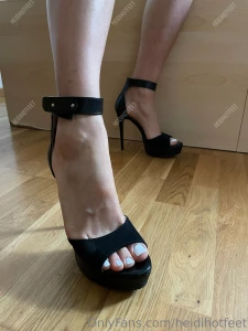 Love this black pair