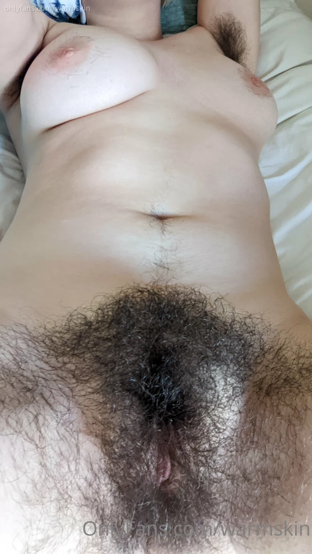 Throwback to this cute morning moment my bush is definitely bigger now 