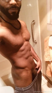 Pre-shower during shower