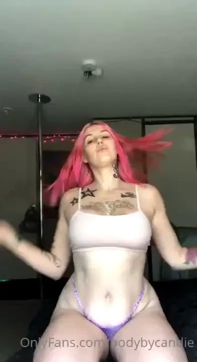 I love you guys especially how you jerk your cock to my pretty ass in 