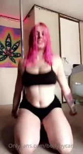 Who loves this white girl booty