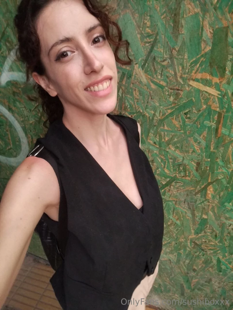 Me agarr la lluvia en la calle part 1 