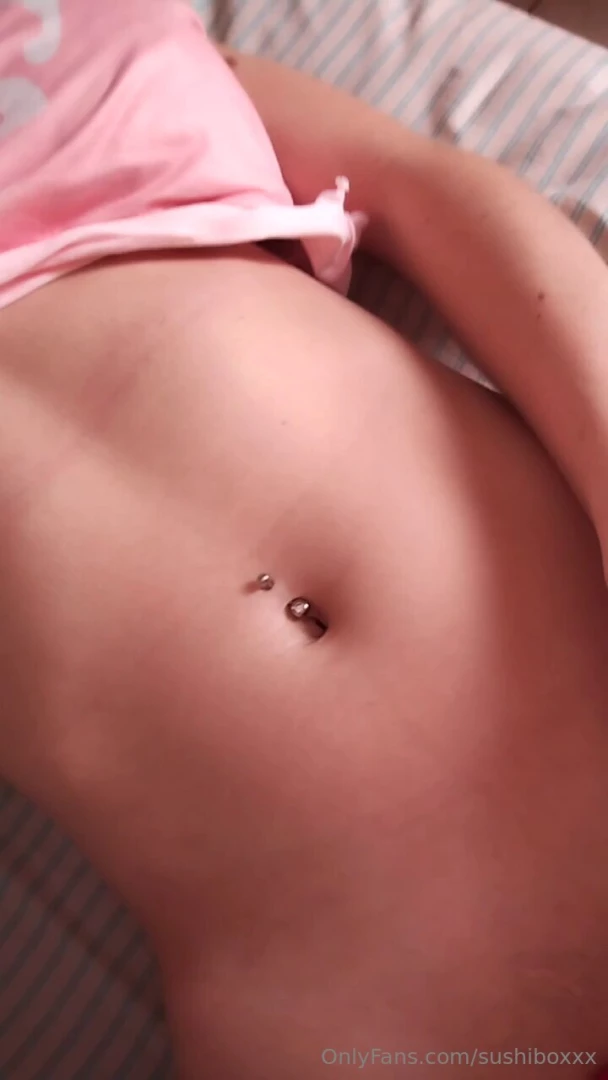 Playing with my pussy in the morning part 1 