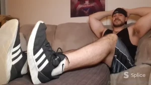 Sniff lick repeat foot worship - 11 mins the best part of working hard