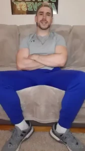Boyfriend to footstool pov how the fuck did you think i d react to you