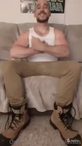 Dakota workboot worship - 10min foot worship been working all week and