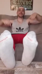 Sweaty hanes - 10 min foot worship just finished a workout and my