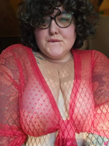 Sunday morning in red do you like what you see hope you wanna see