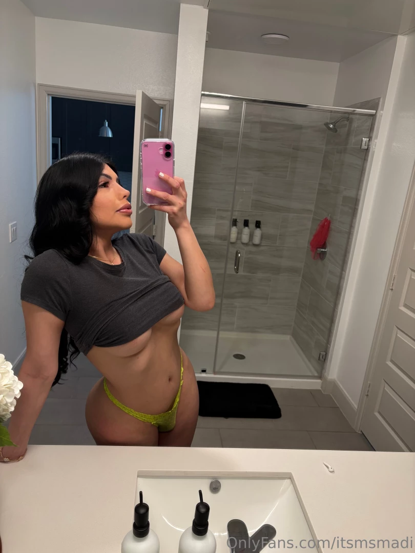 Giving you a glimpse of the goods consider this your vip invitation to 