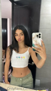 A million kisses for all my fans thanks for being thereee