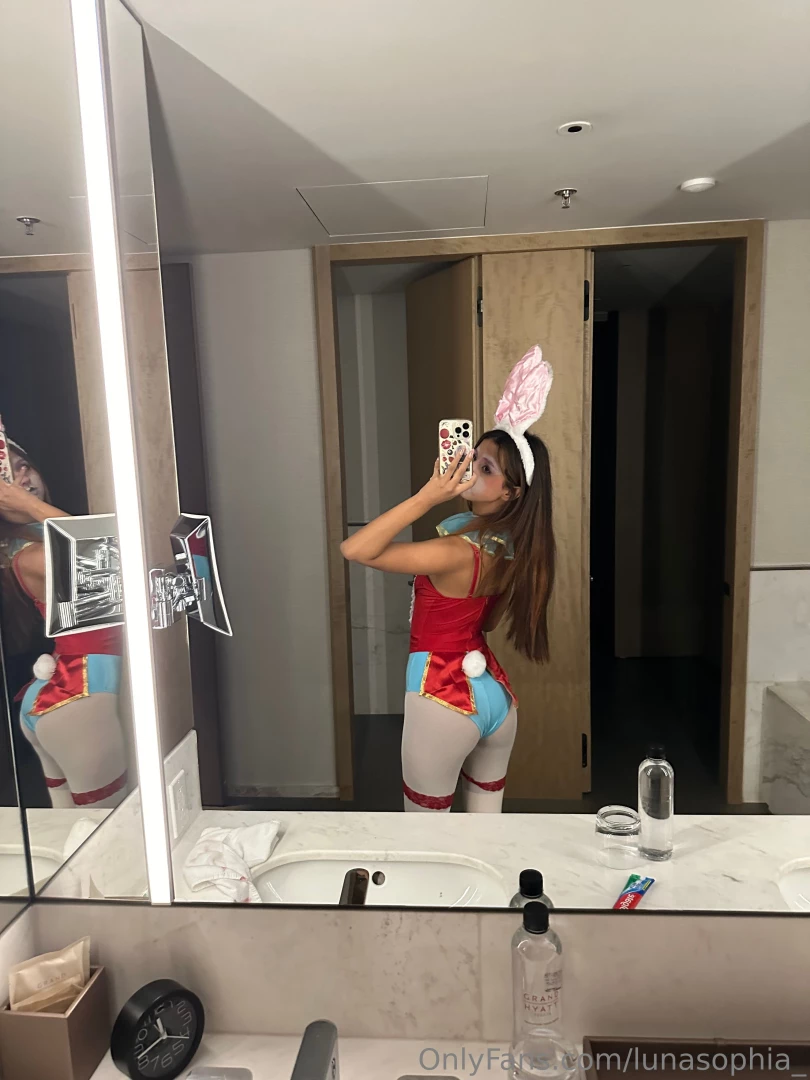 Do u like my halloween custome 