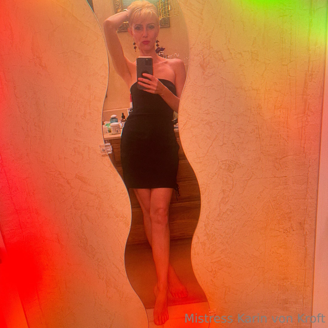Chat with me on my main page domkarin 