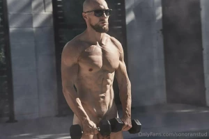 Little workout by the pool part 1