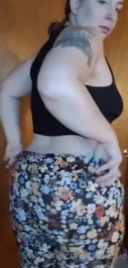 You know i keep that thang in me hahaha part 1