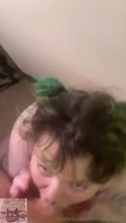 B g alt chubby enby blowjob 