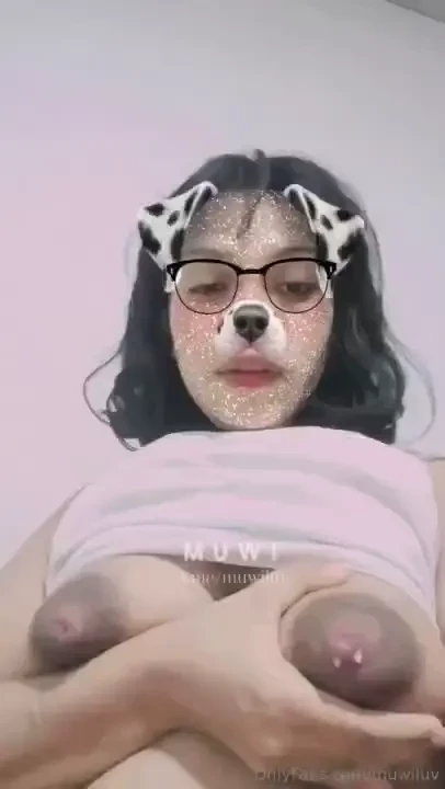 Boobs tal vez no son sand as o melones pero ya no son semillas 