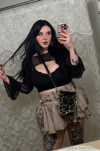 Edit closed dm to purchase manicure daaaaay babes you know the drill