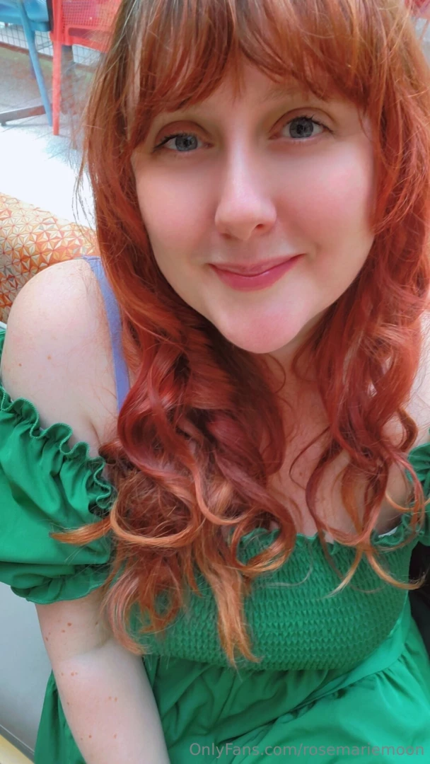 Just getting ready to go to bottomless brunch so i m obviously going 