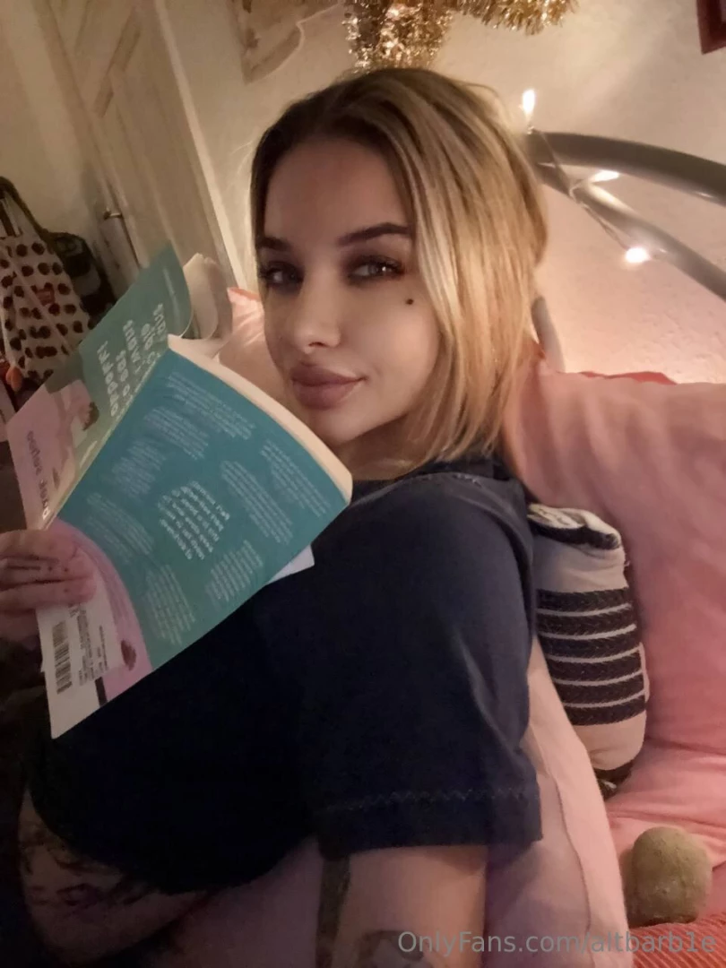 Only during the holidays can i indulge in reading until morning 