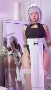 Hoy noelle quiere que la ayudes a acabar