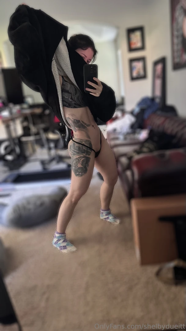 This lace is just the preview wait till you see the main event tonight 