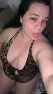 I love my new outfit part 1