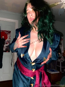 Guys my ipad crashed i m sorry if you have been waiting on my zoro