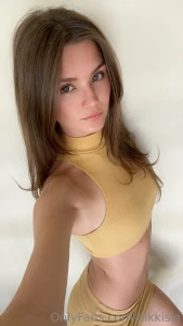 Smells like weekend vibes what are y all plans for today