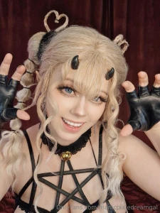 Hello the spooky season has started and i have some tricks and treats part 1