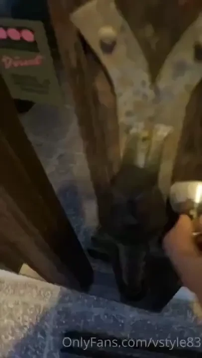 Fuck i was so super horny all day at work and finally got home to jerk 