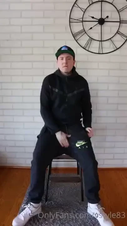 What a load on my new black nike tech hoodie 
