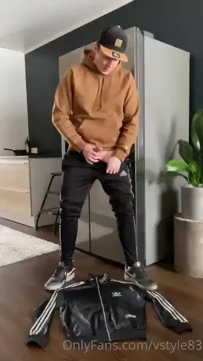 Adidas chile cum rag jacket 