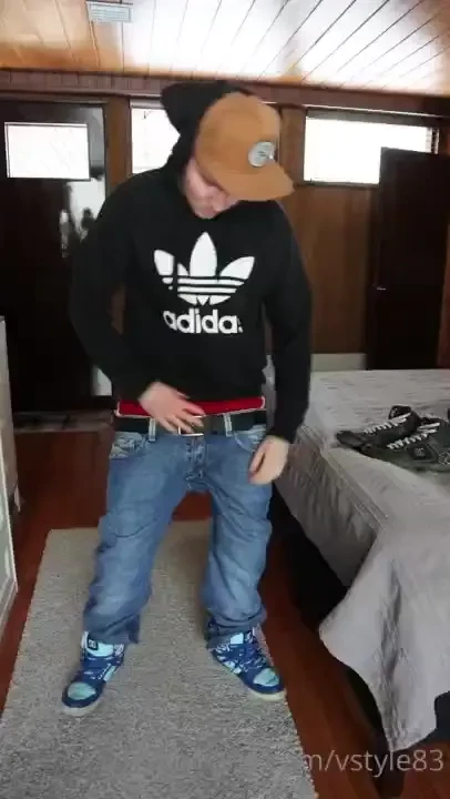 Double sagging in my silky boxers adidas trackies and diesel baggy 