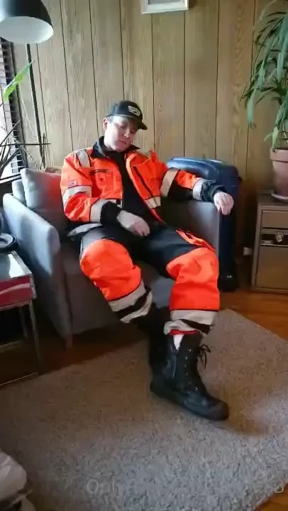 I bought these used work jacket amp pants from a random worker dude 