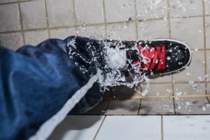 Wet monday soaking my dc sneakers part 3