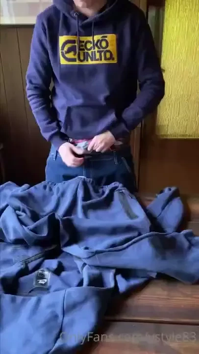 I taped my fleshlight vibrator into the dining table so i could fuck 