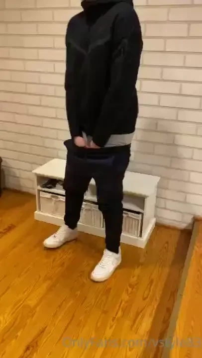 Another cum rag in the making this time my black navy nike tech fleece 