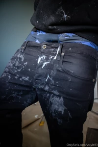 My g-star raw jeans are getting quite dirty and yeah there s no paint
