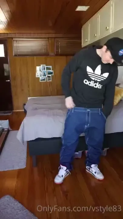 As requested by one of you i m double sagging with baggy carhartt 