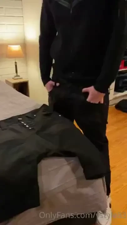 I bet these black hum r drop-crotch shorts will look amazing 