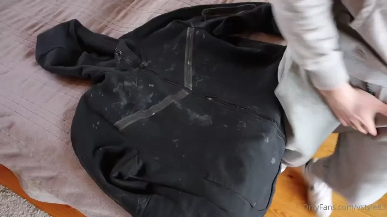 Another amazing load on this nike tech hoodie it will look awesome 