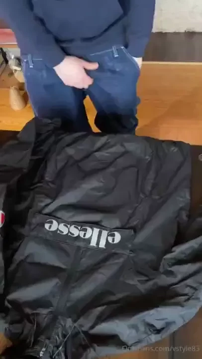 Should i make this ellesse coat a new cumrag project 
