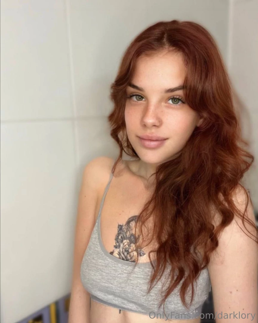This cutie sweetlove88vip knows how to please you with the help of part 50 