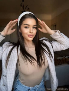 Live sexting cutie sofie_omg online now you won t regret following part 42